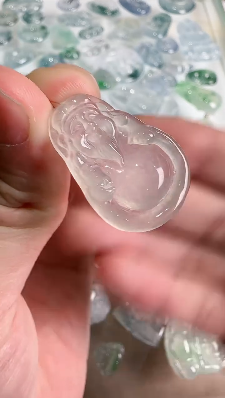 【闪购商品】翡翠吊坠(不含链)未镶嵌··