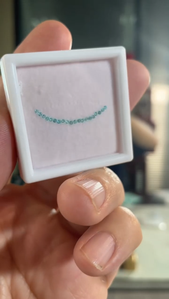 【闪购商品】帕拉依巴碧玺裸石银S925镶嵌整盒