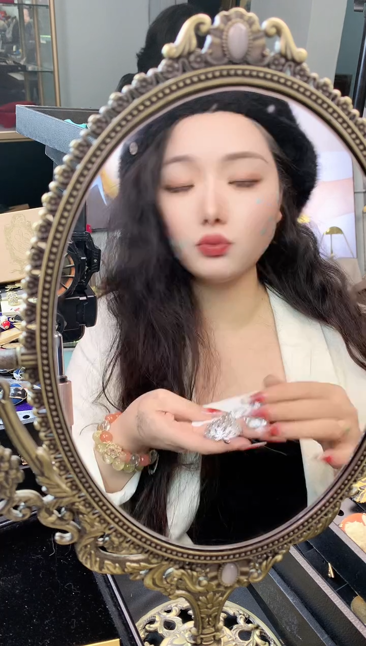 【闪购商品】瓷片楚楚中古珠宝甄选不退换