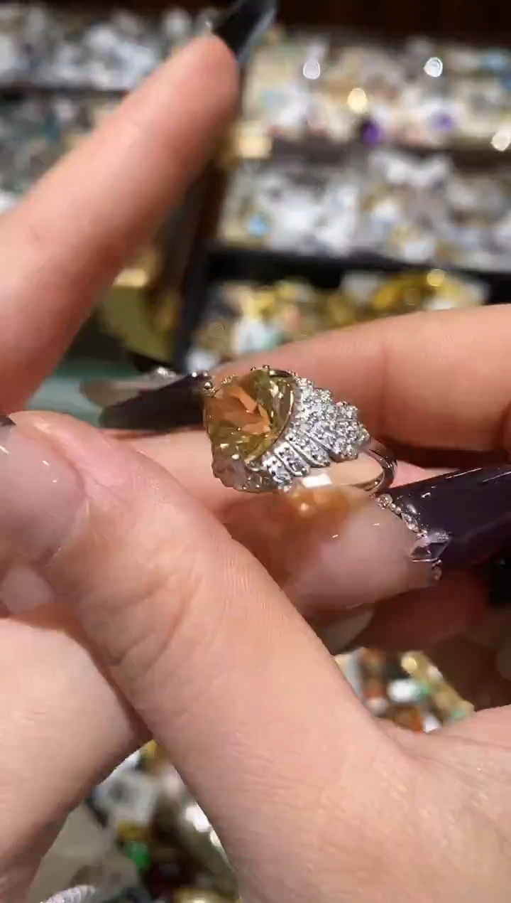 纯铜合金琉璃楚楚珠宝中古甄选不退换