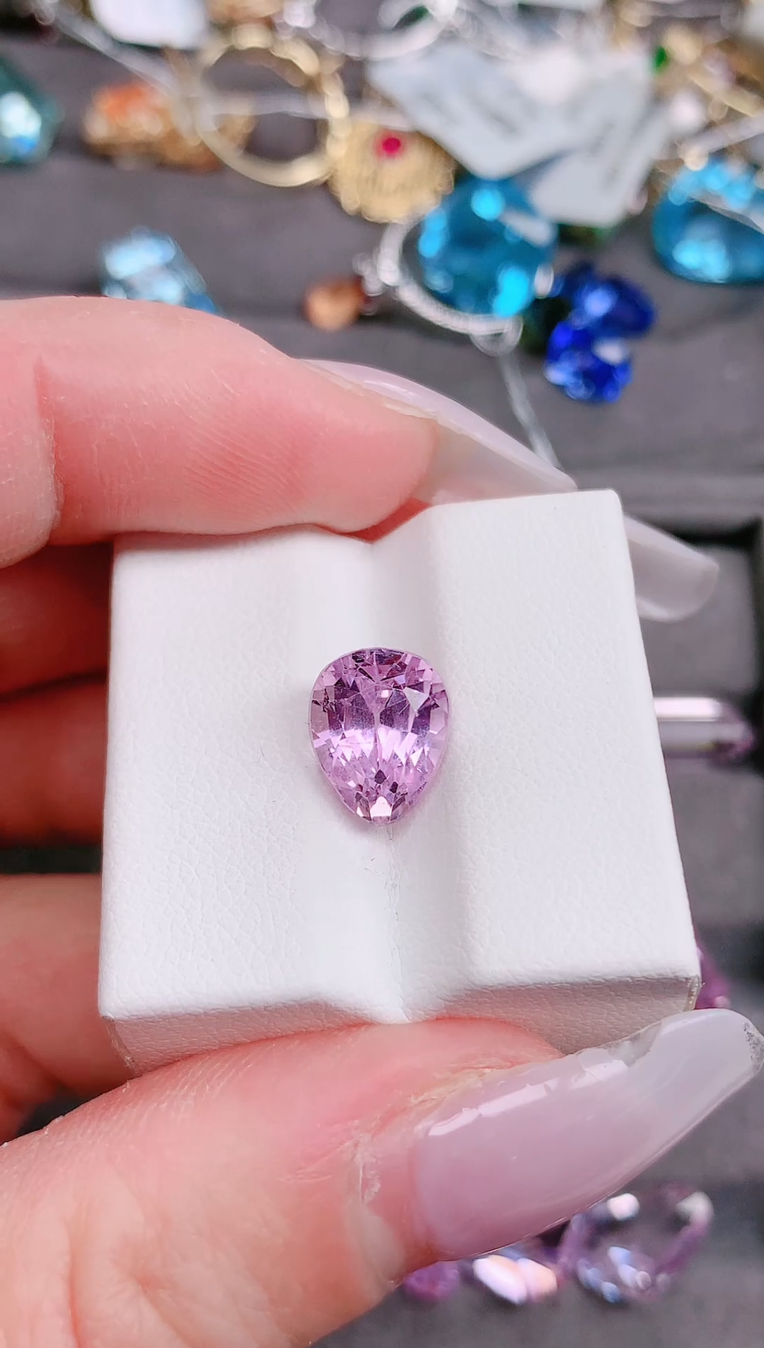 未镶嵌锂辉石裸石貔**子4.3ct