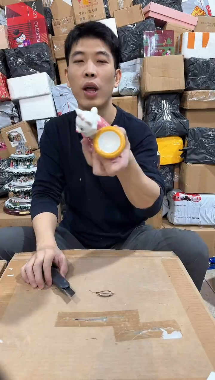 瓷片玛丽猫蛋托  