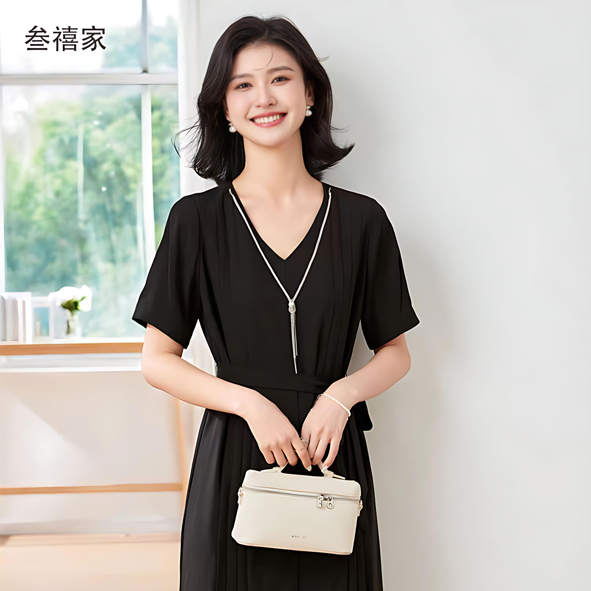 141038318黑色91衣香衣服