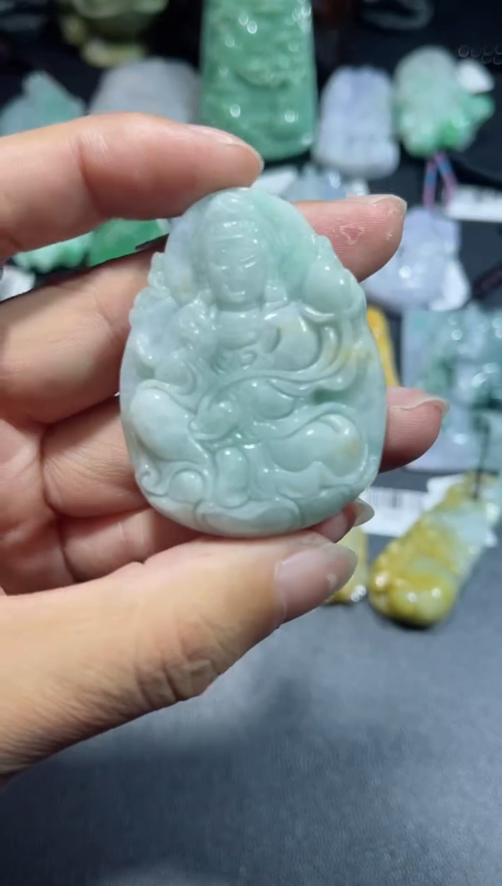 【闪购商品】翡翠颈饰未镶嵌00000237