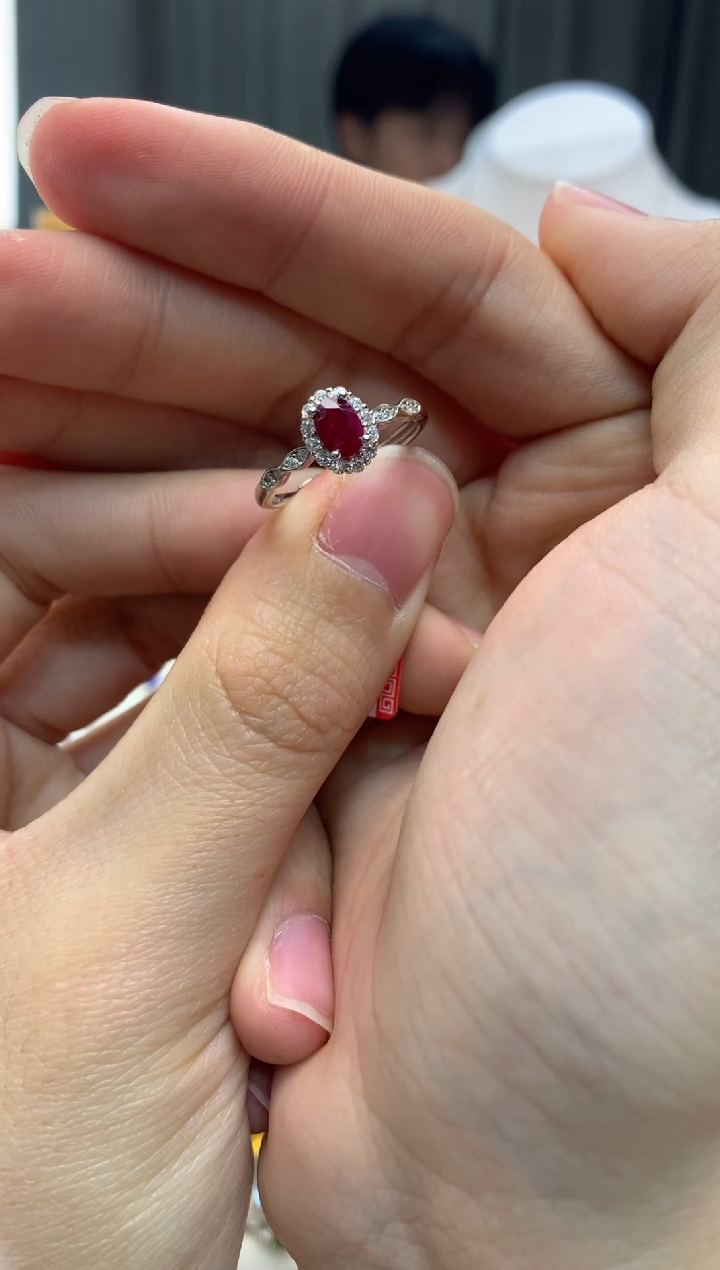 银S925镶嵌戒指红宝石J27-8