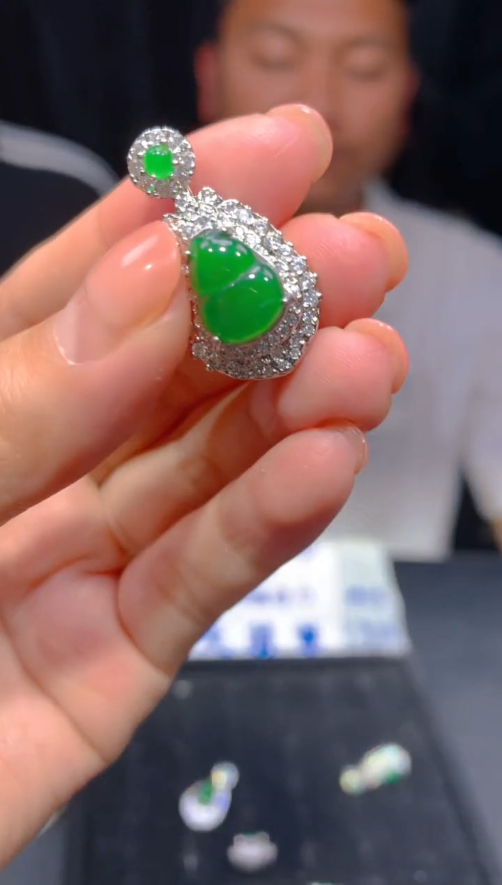 【闪购商品】定制翡翠未镶嵌31多样性发货（发其一）