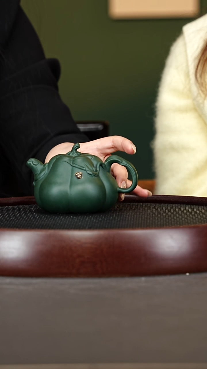 茶壶紫砂124HH矮南瓜 老绿泥250cc