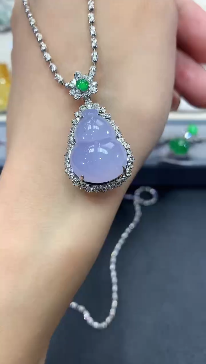 【闪购商品】翡翠吊坠(不含链)18K金镶嵌a140紫货有色差