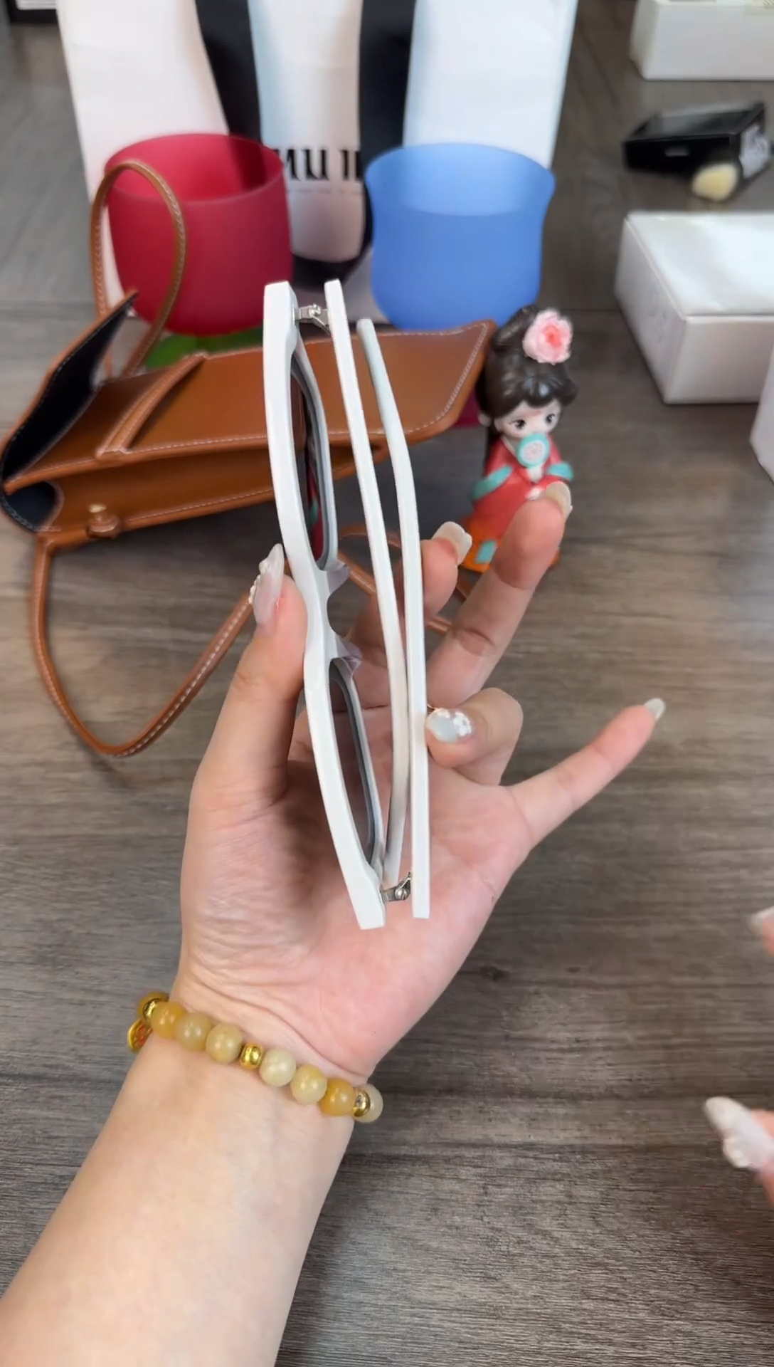 瓷片新号开播漏不停@@CC213