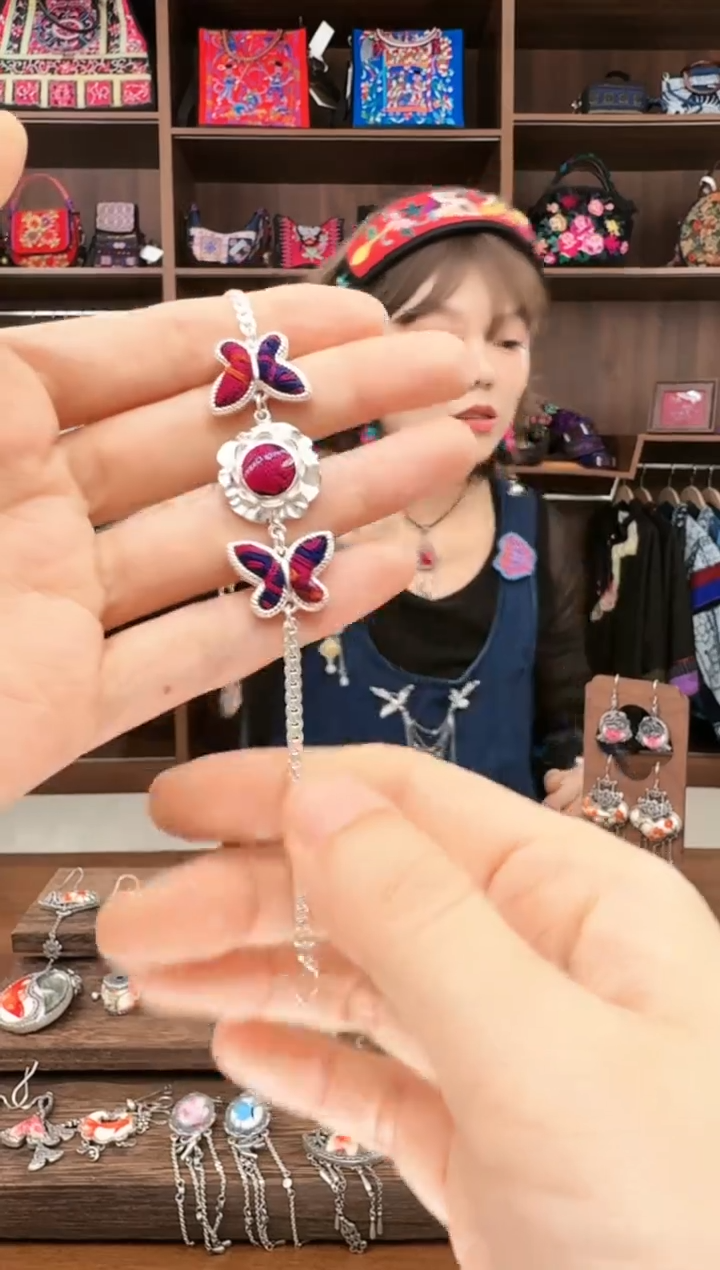 【闪购商品】织绣65蚩梦苗族古绣