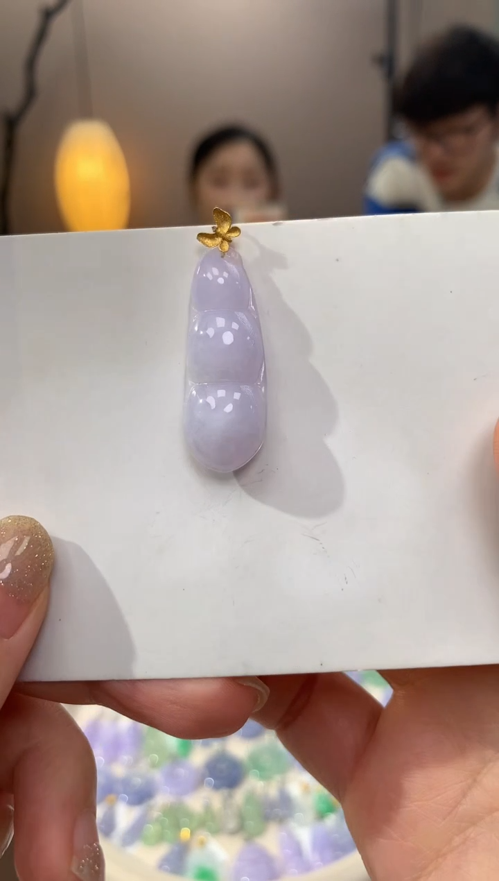 翡翠未镶嵌颈饰缅甸a货翡翠多样性发其一