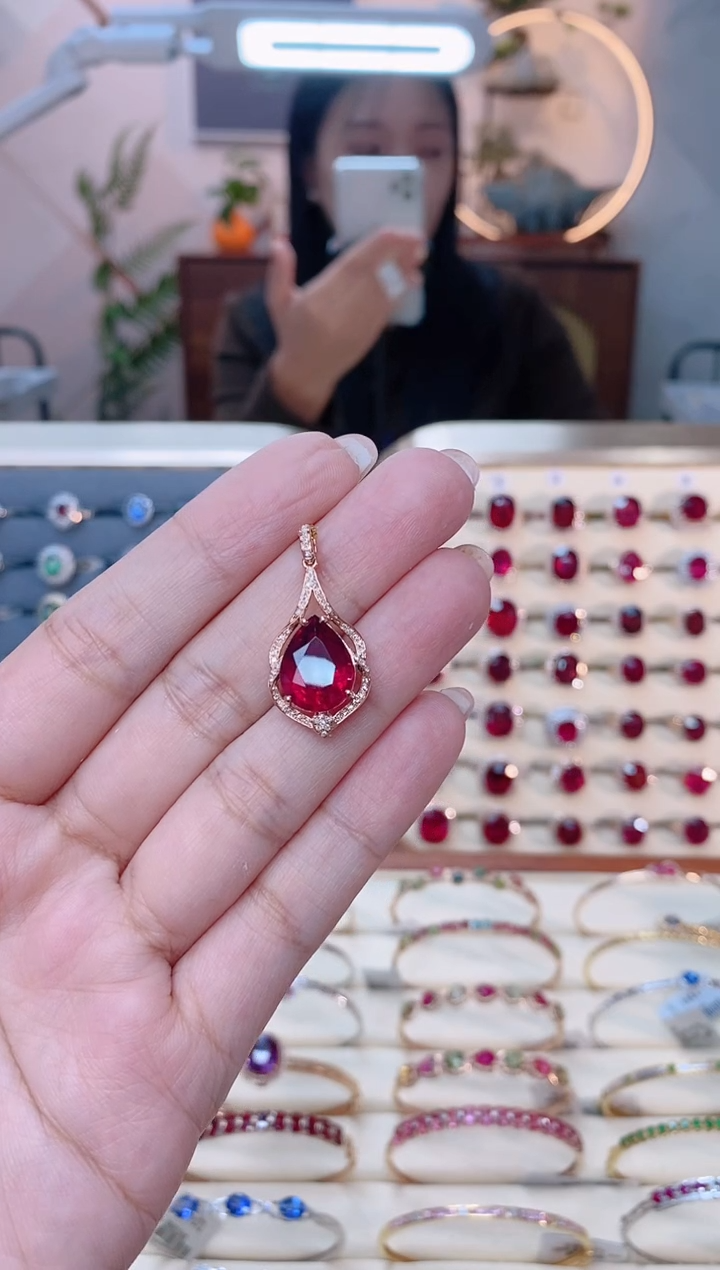 【闪购商品】碧玺18K金吊坠18K金镶嵌1