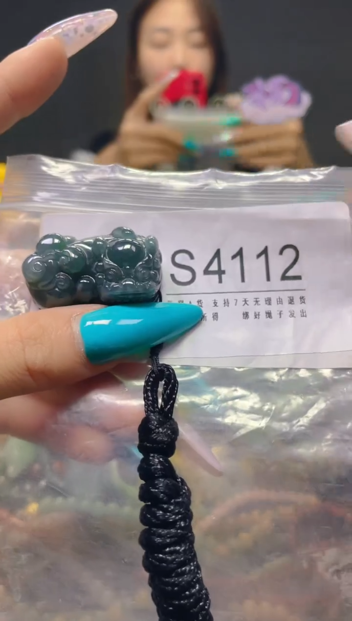 翡翠未镶嵌颈饰/S/翡翠A货，一件也是批发价