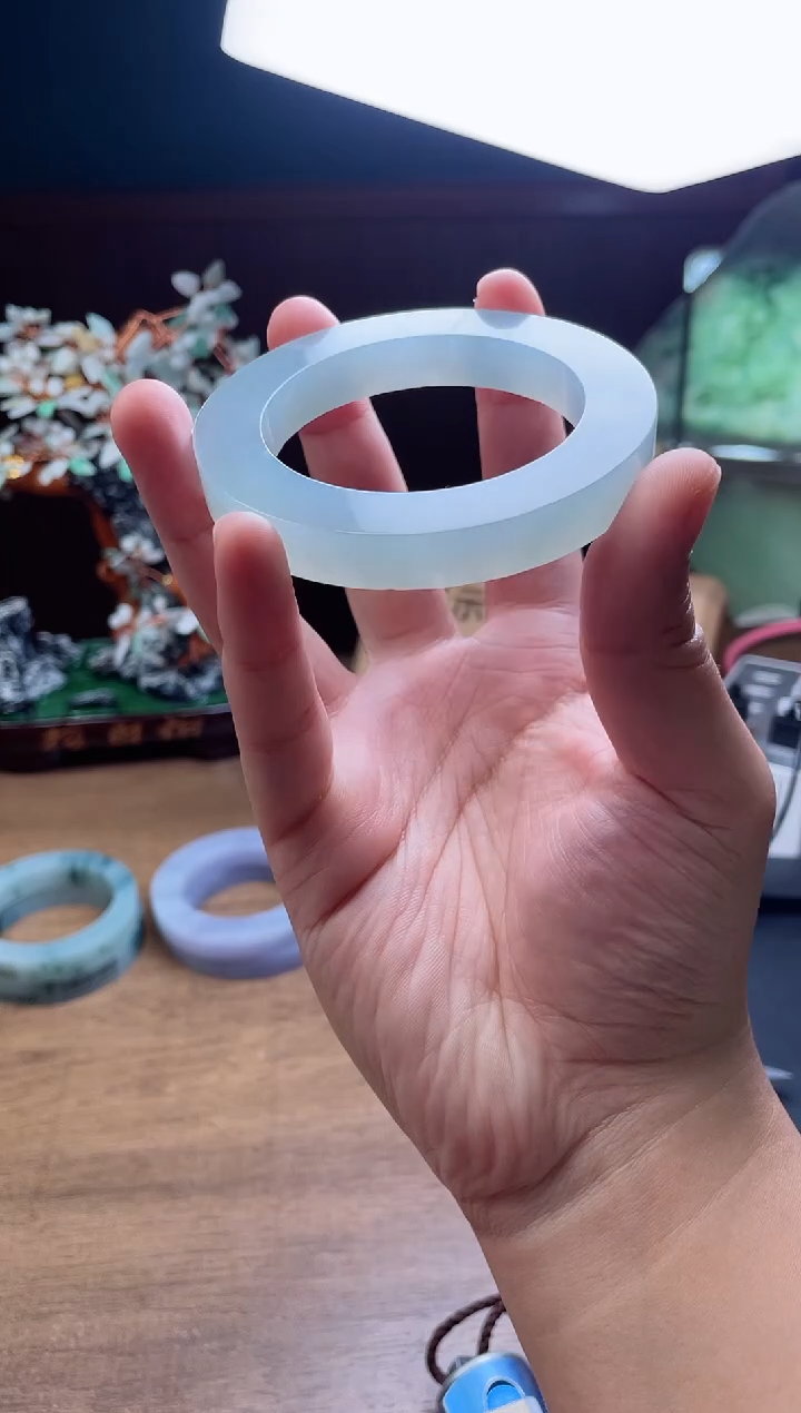 【闪购商品】定制翡翠手镯未镶嵌定制