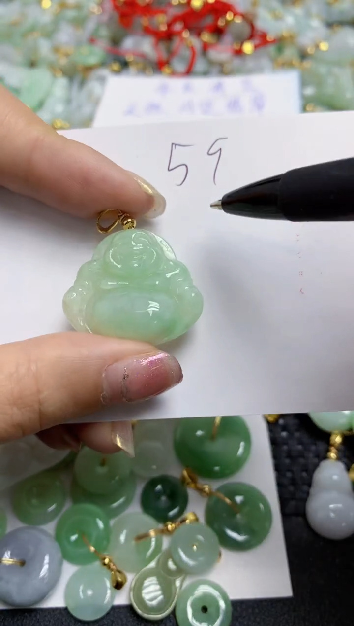 【闪购商品】翡翠颈饰合金天然翡翠A货