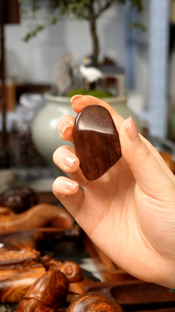 【闪购商品】黄花梨/降香黄檀海黄随型挂坠