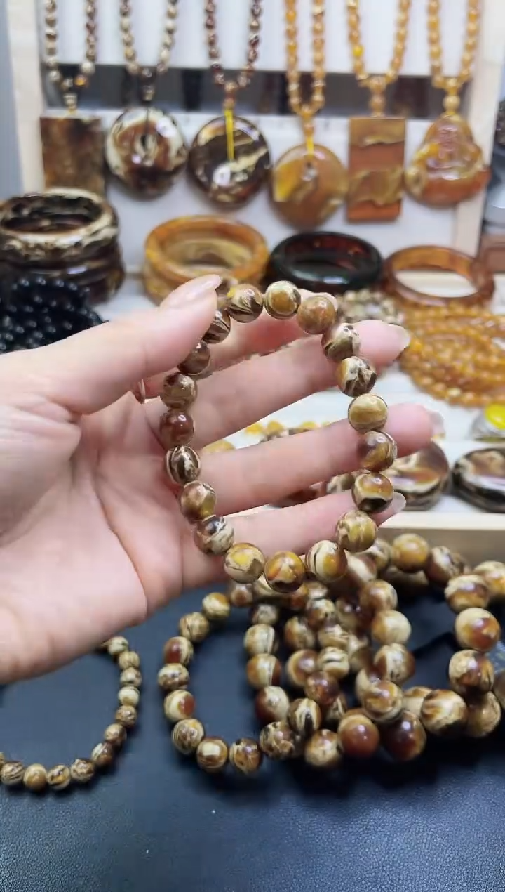 无非金属?***?干白卡10手串