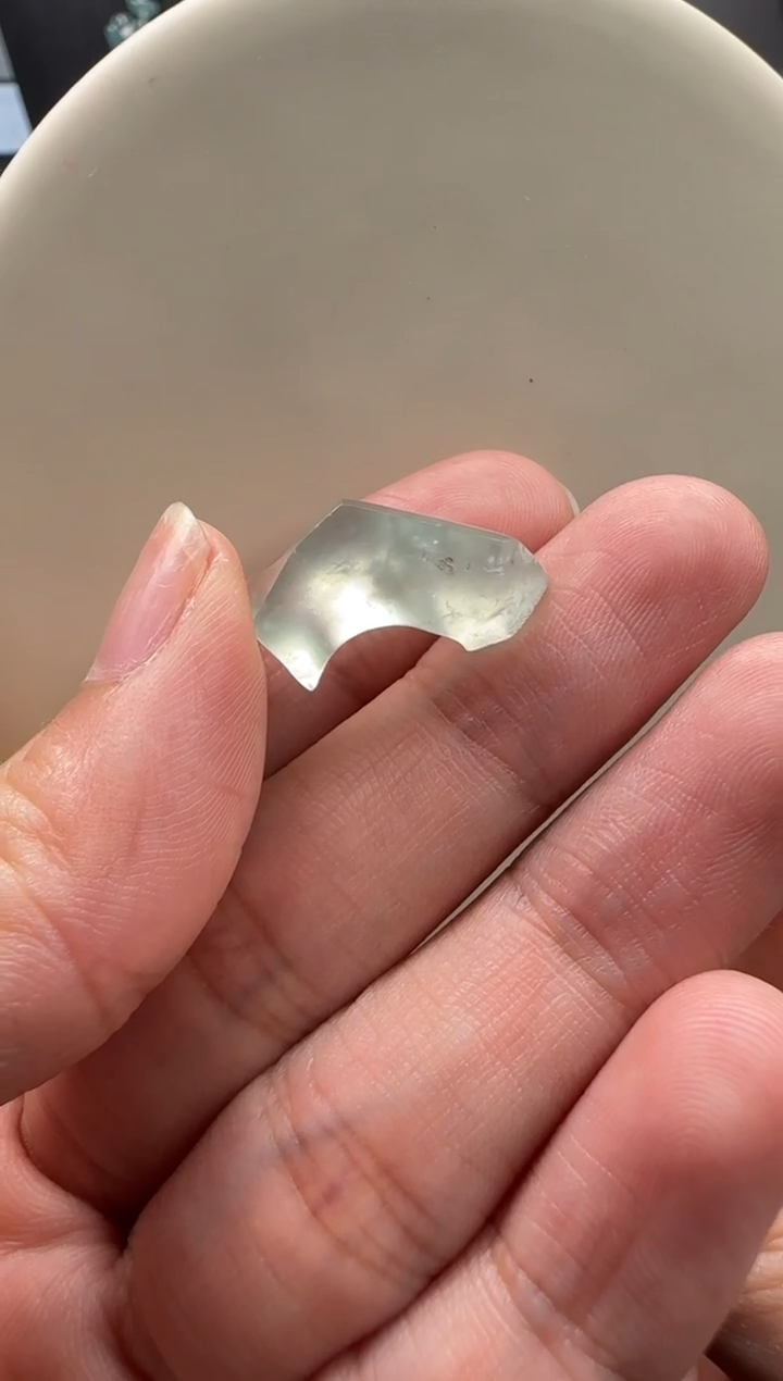 未镶嵌定制翡翠他**?裸石包工