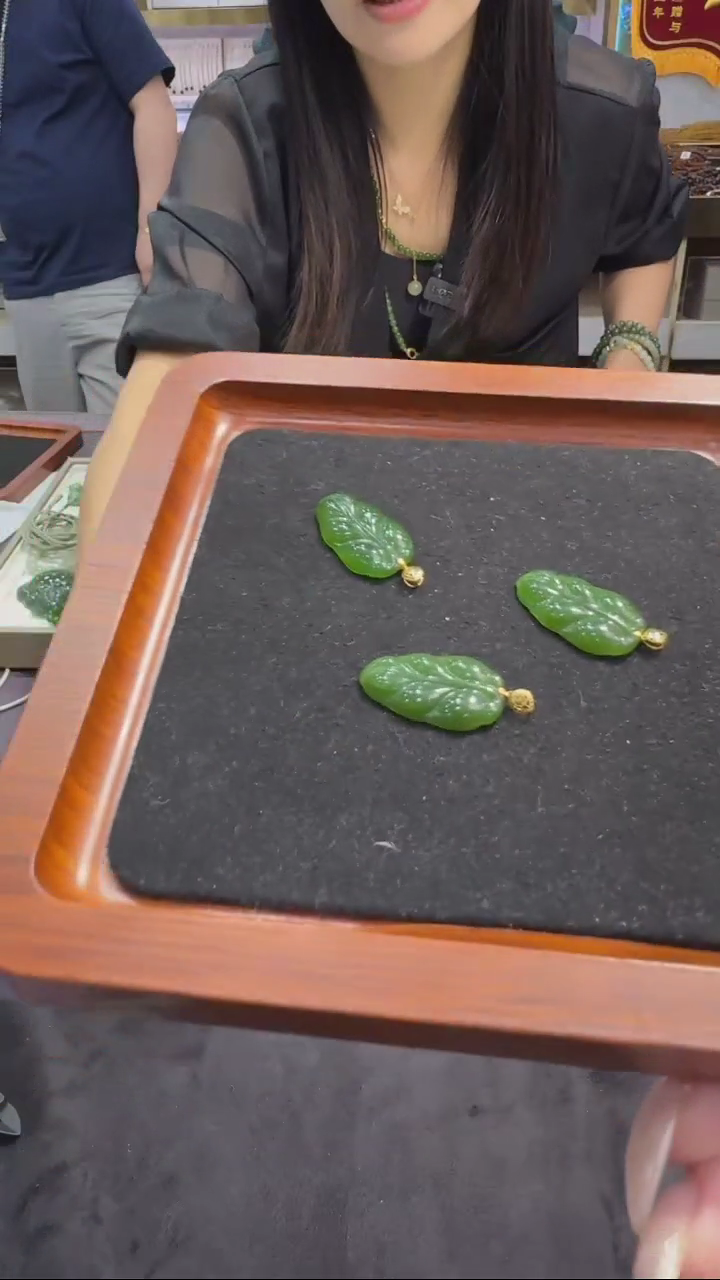 【闪购商品】和田玉未镶嵌吊坠(不含链)吊坠