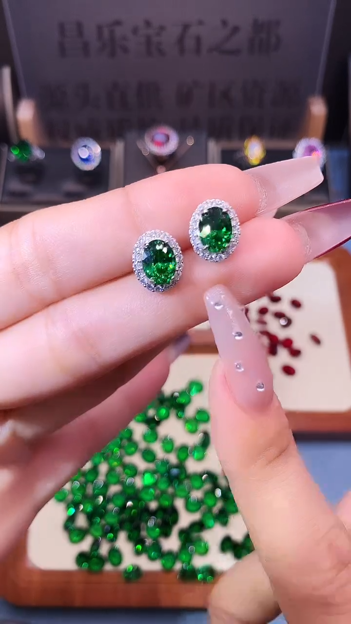 银S925镶嵌耳饰碧玺.......