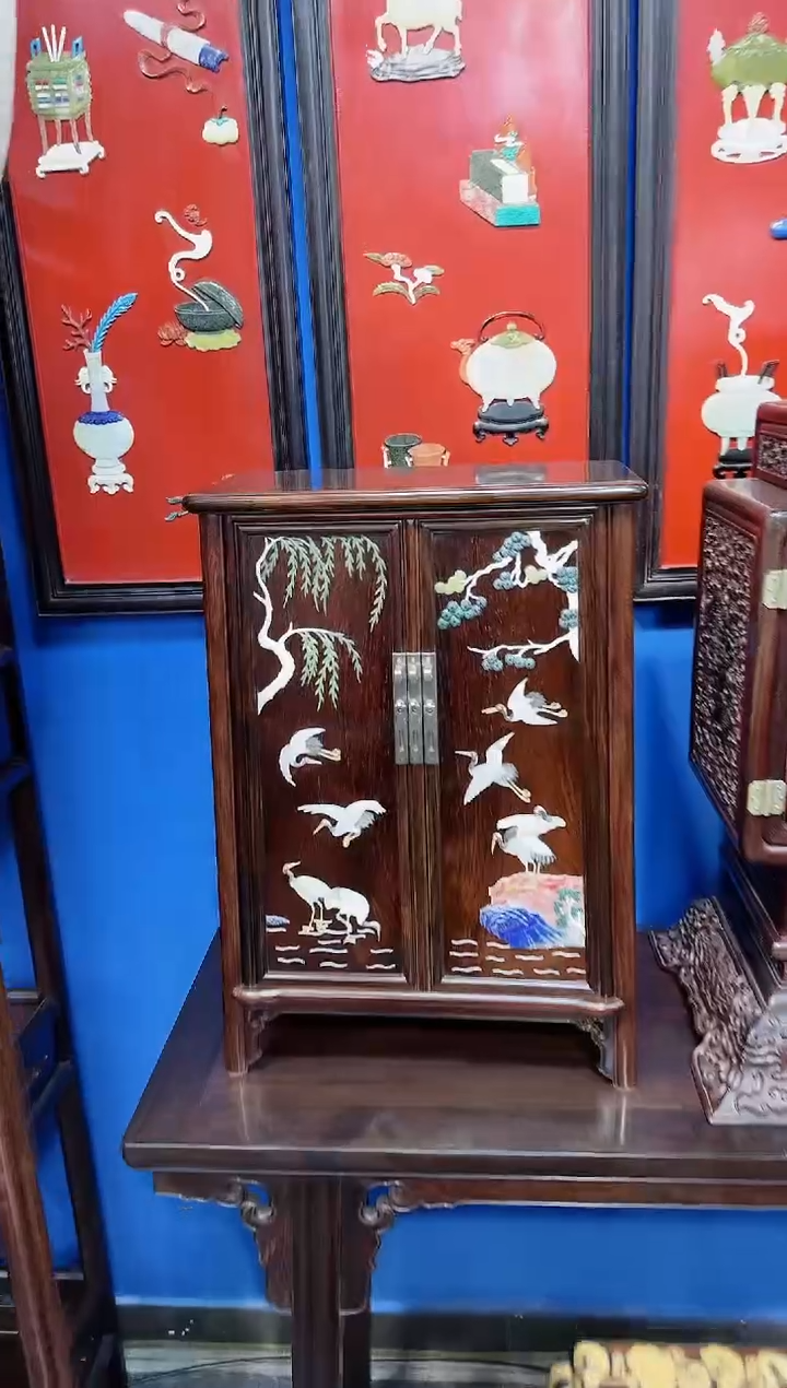 【闪购商品】红酸枝木类成套家具圆角柜