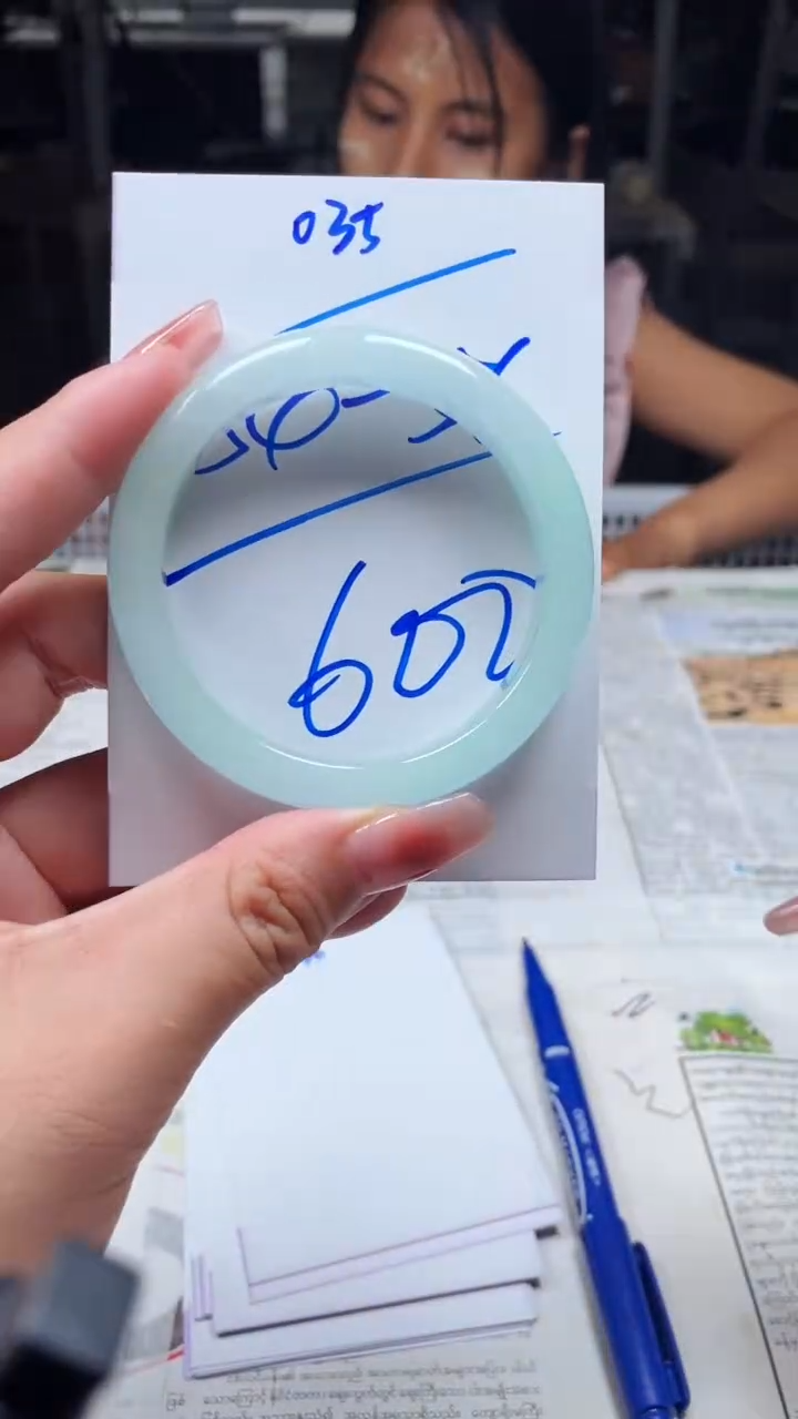 111111111手镯035