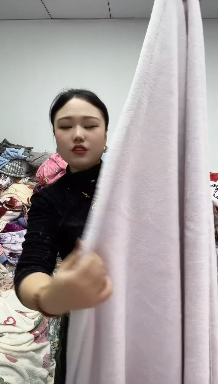 法兰绒1.5x2材质面料尺寸以主播介绍为准xc