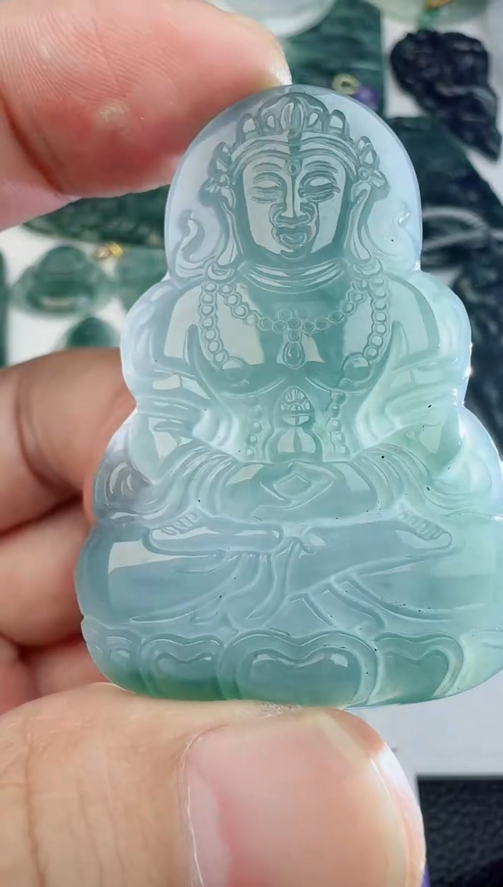 【闪购商品】翡翠吊坠(不含链)未镶嵌多样性随机发其一