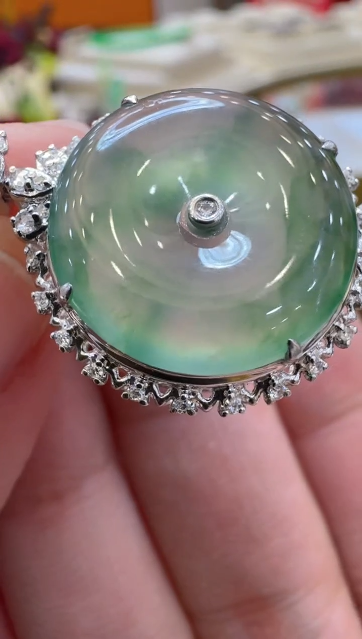 【闪购商品】翡翠吊坠(不含链)18K金镶嵌多样性团购发一件