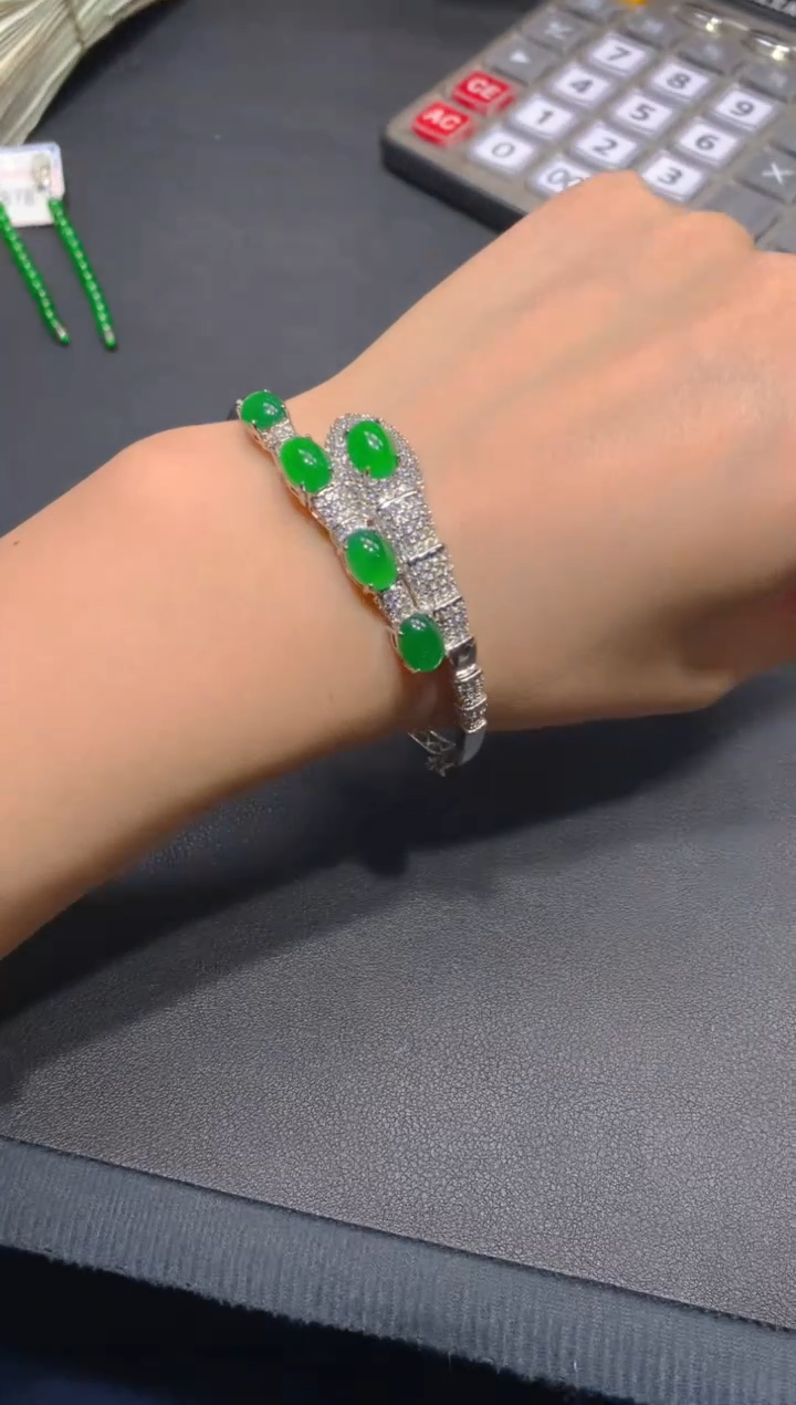 【闪购商品】定制翡翠未镶嵌33多样性发货(发其一）