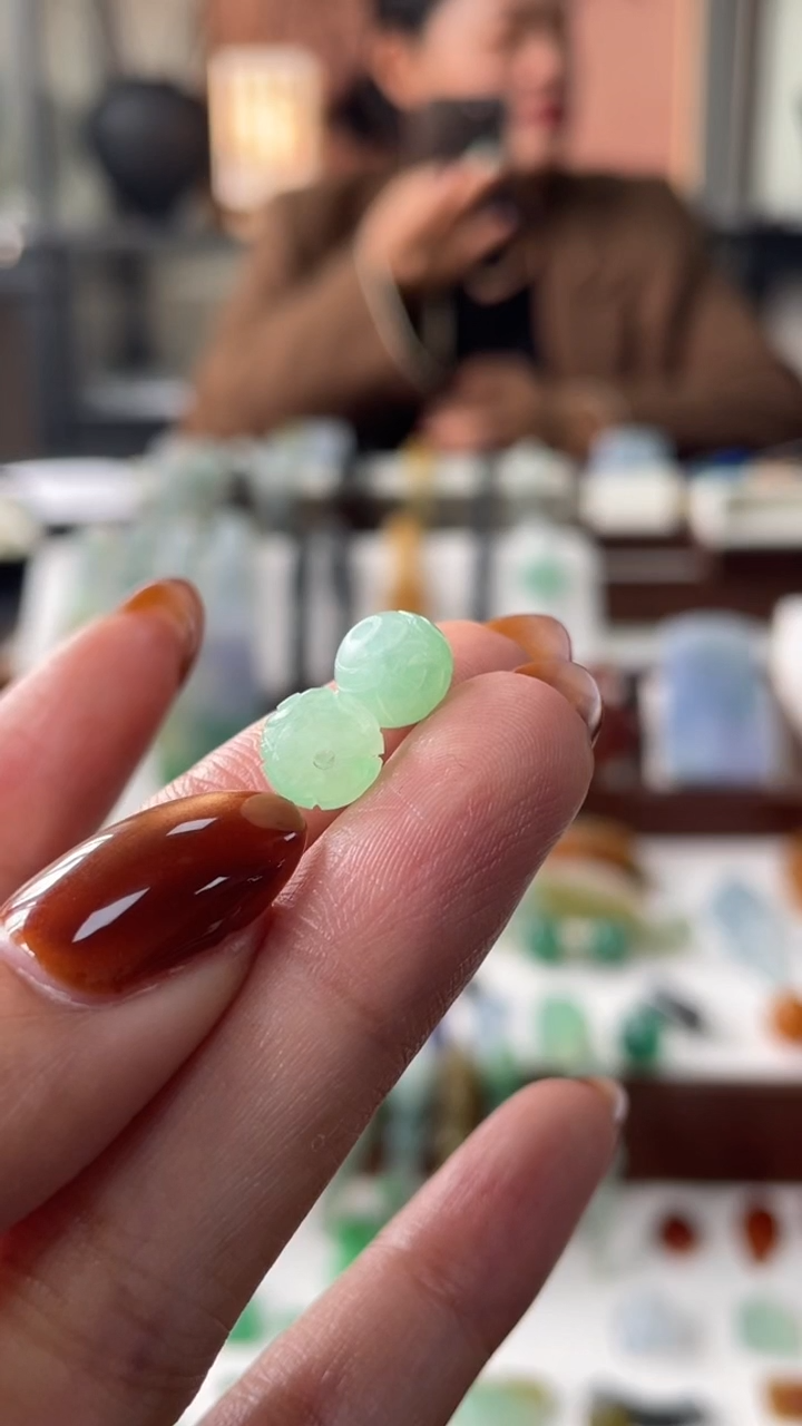 【闪购商品】定制翡翠未镶嵌珠珠450