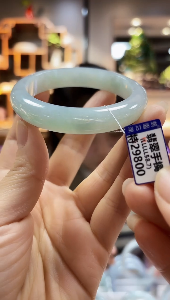 【闪购商品】翡翠颈饰未镶嵌58.4手镯