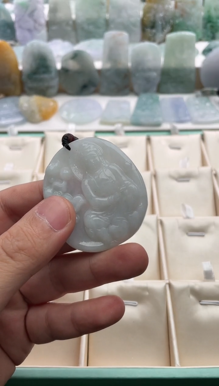 【闪购商品】翡翠颈饰未镶嵌..../2/25/ 189