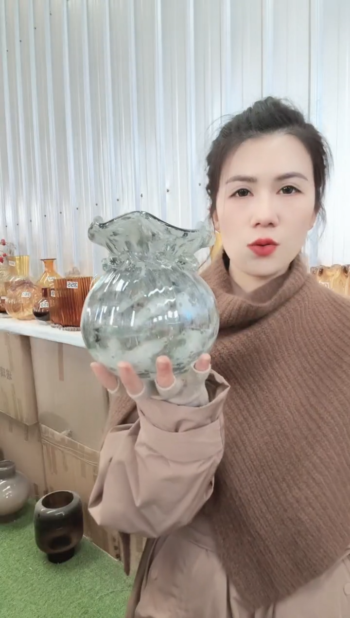 159直播玻璃花瓶