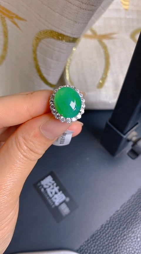 翡翠戒指银S925镶嵌蛋面