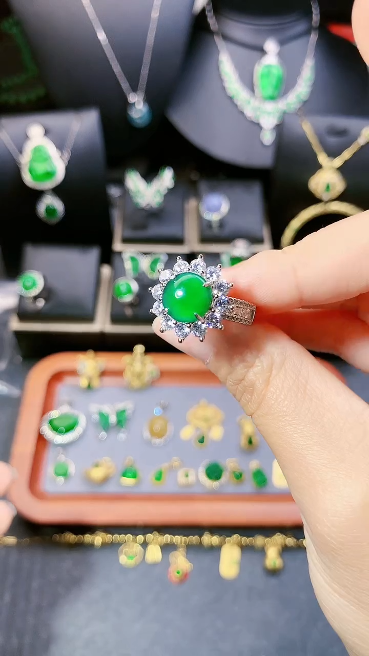 【闪购商品】翡翠戒指银S925镶嵌戒指