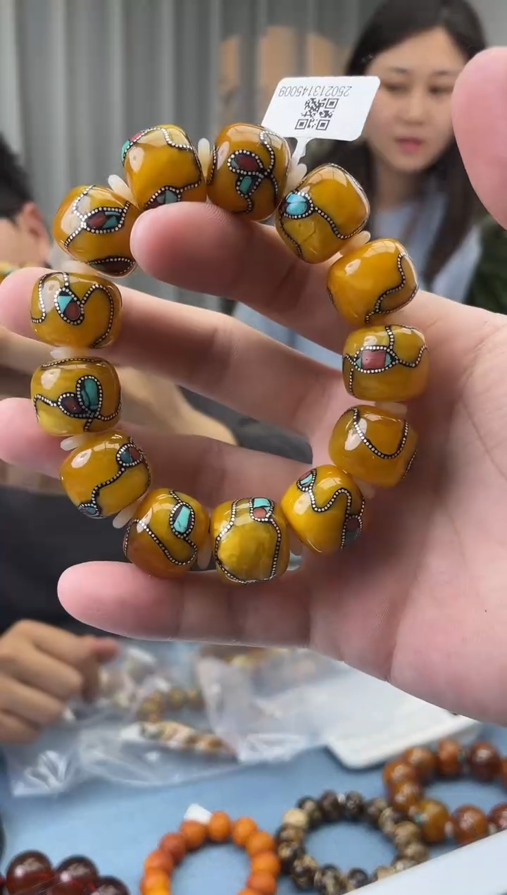 【闪购商品】蜜蜡珠宝奇石未镶嵌假一罚十，发一件057.17