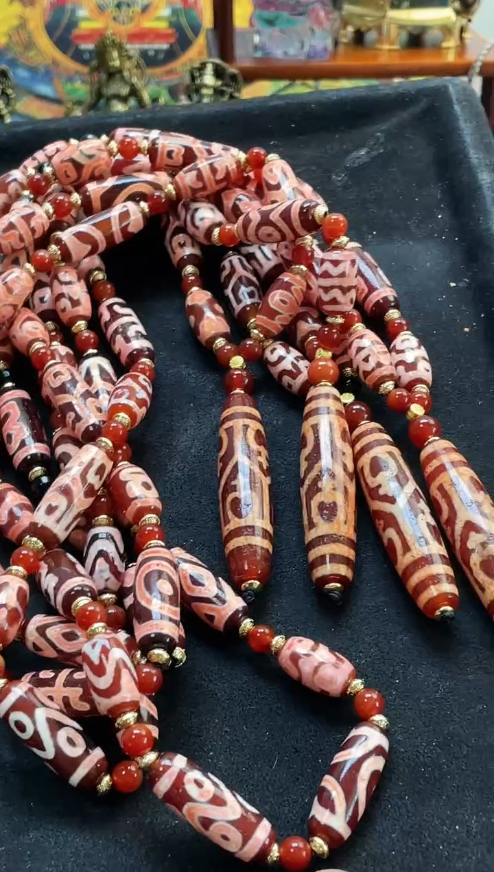 未镶嵌红肉宝瓶多宝项链玛瑙/玉髓颜色图案多样性随机发一条