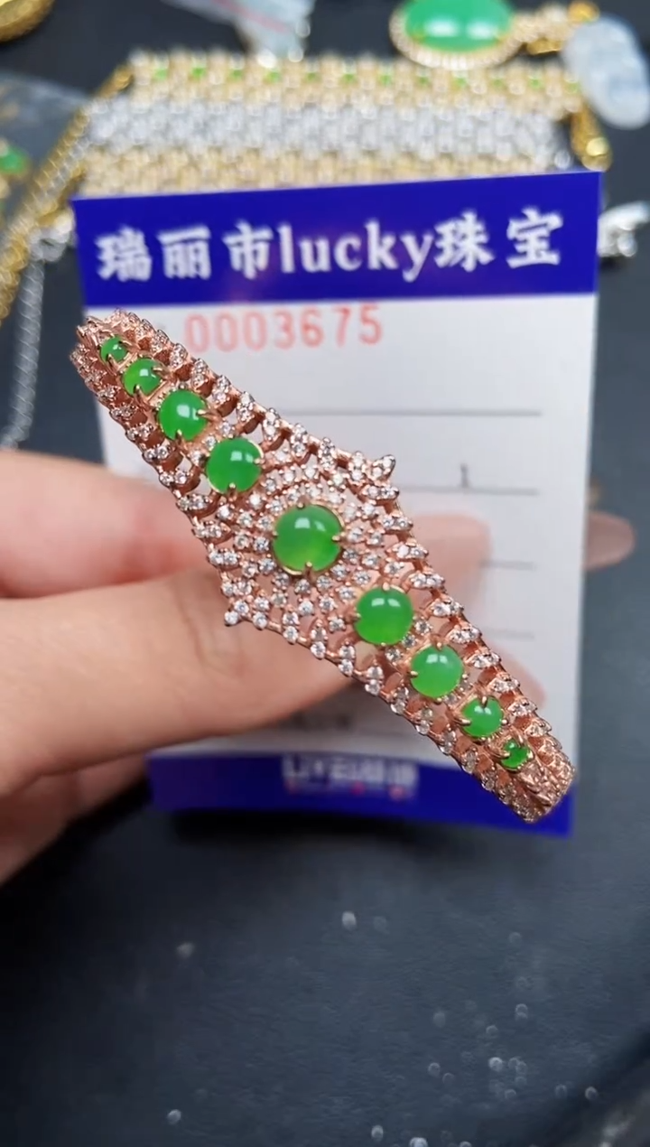 【闪购商品】翡翠颈饰银S925镶嵌3675