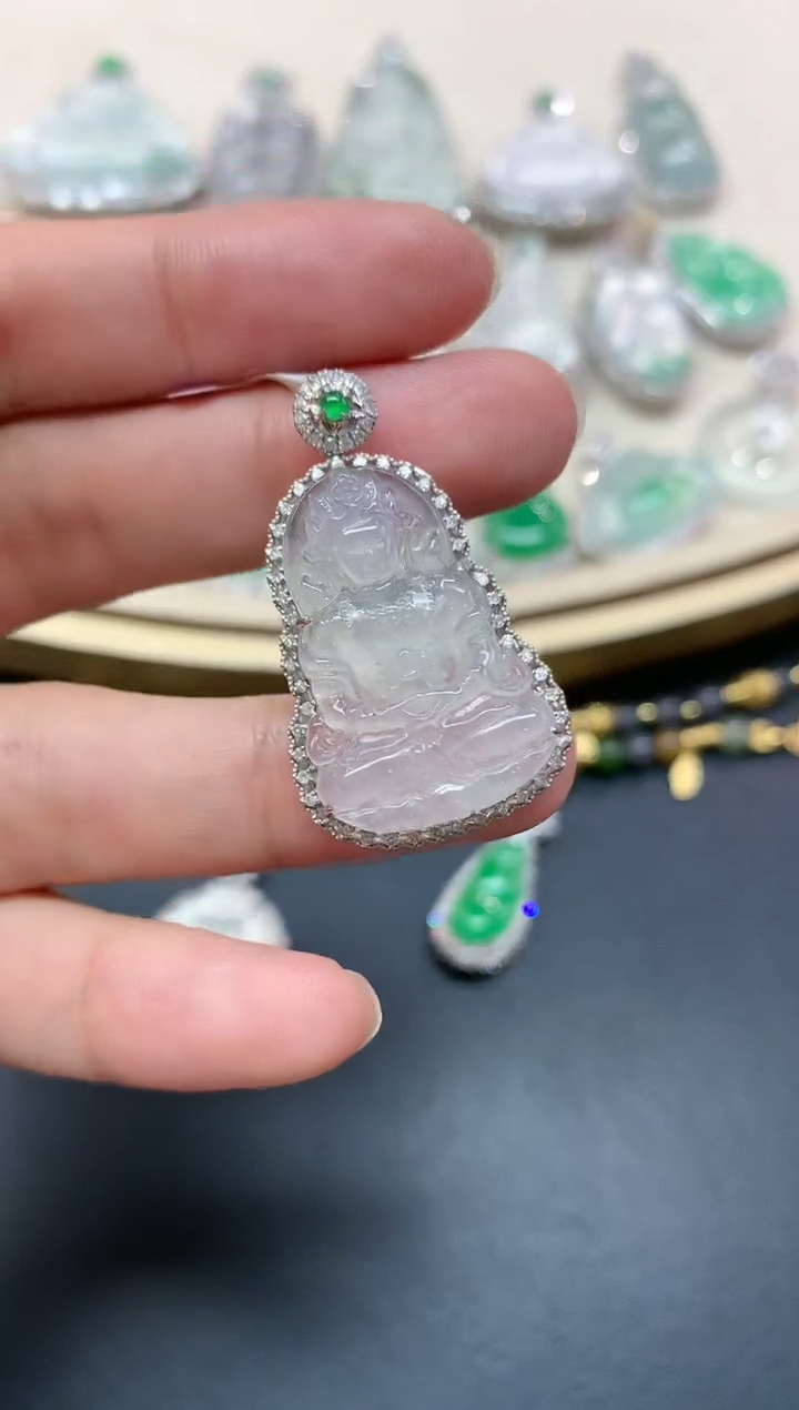 【闪购商品】翡翠吊坠(不含链)18K金镶嵌A377|6800