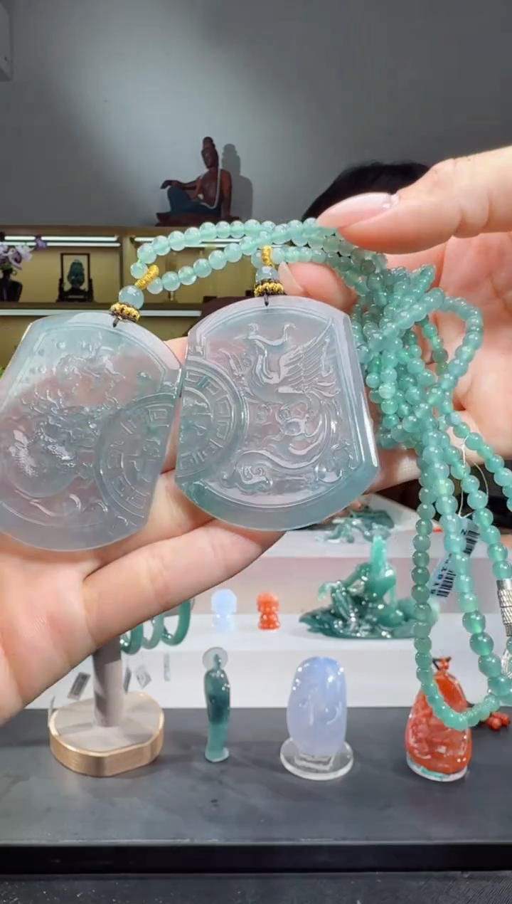 吊坠(赠链)未镶嵌翡翠吊坠（多样性发其一对）