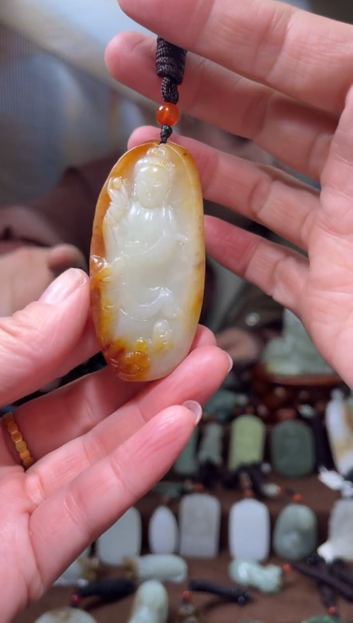 颈饰未镶嵌和田玉·