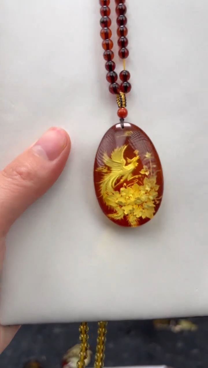 琥珀颈饰未镶嵌吊坠