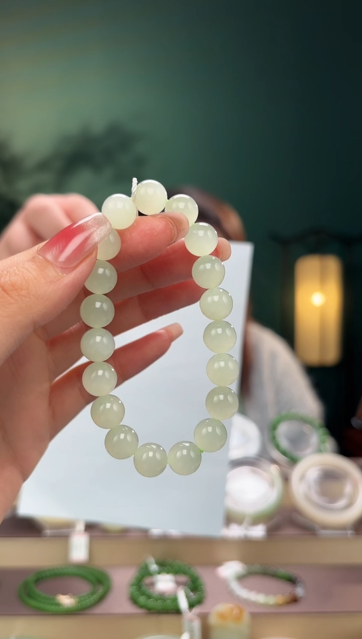 【闪购商品】和田玉手串未镶嵌卡10手串