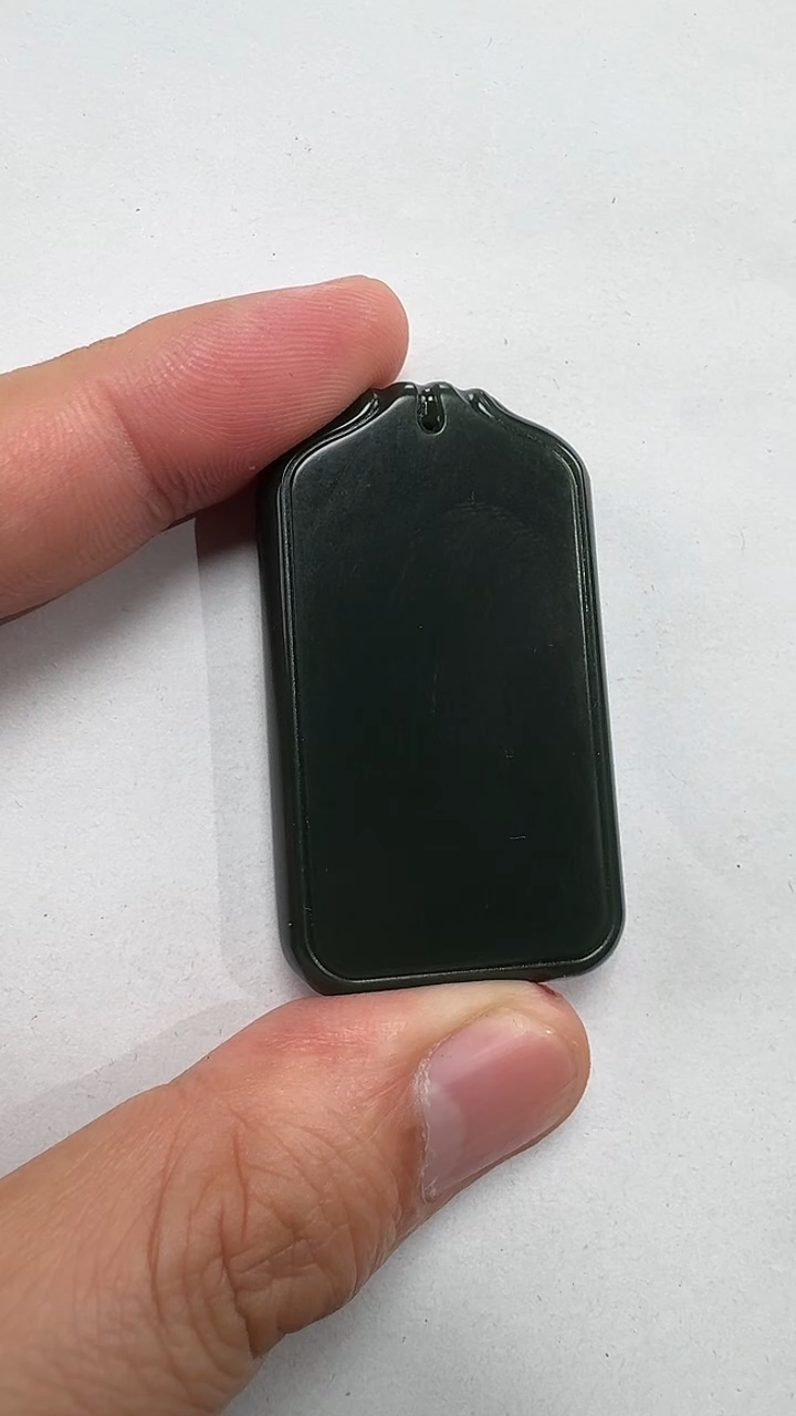 吊坠(不含链)未镶嵌和田玉一**华和田玉精品脖颈挂坠