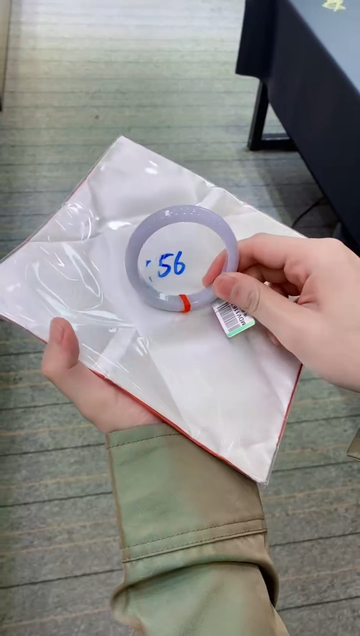 【闪购商品】翡翠手镯未镶嵌              