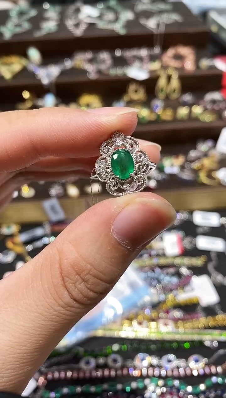 【闪购商品】祖母绿戒指银S925镶嵌戒指