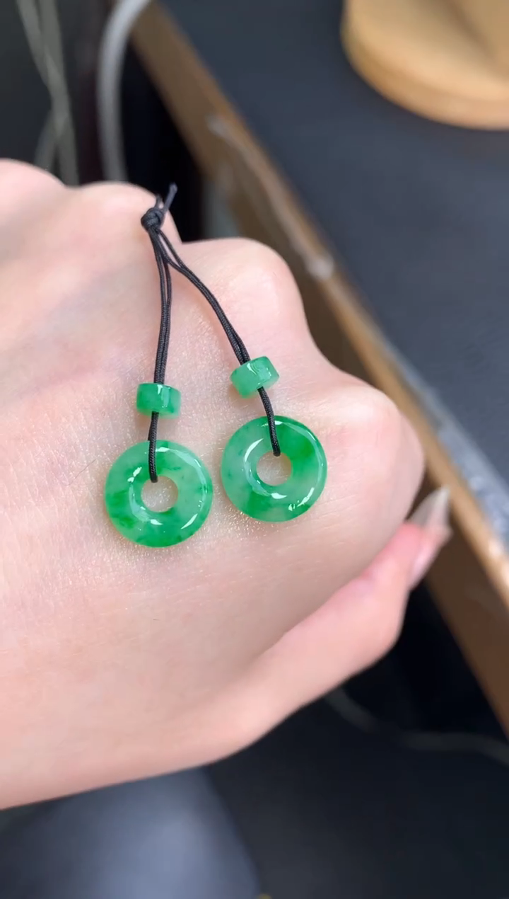 未镶嵌定制翡翠甜甜圈