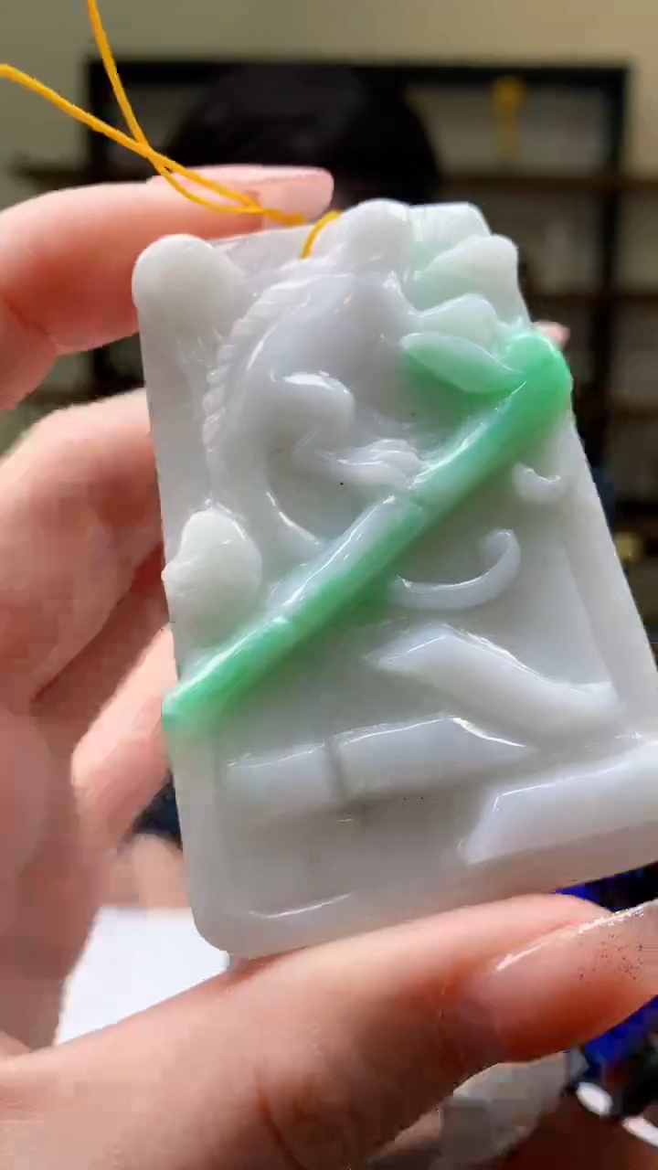 【闪购商品】定制翡翠未镶嵌1049ry-毛货挂件38