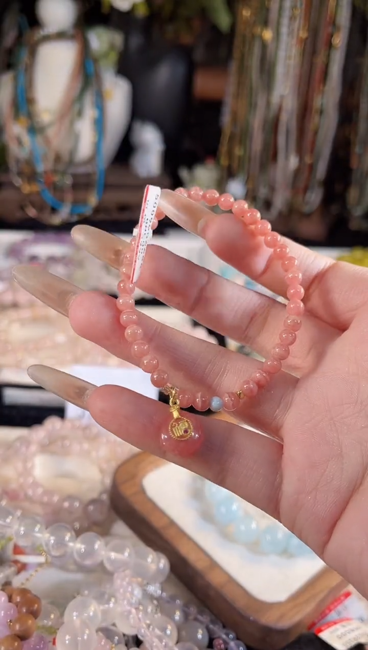 【闪购商品】水晶手链未镶嵌多样性发货其一